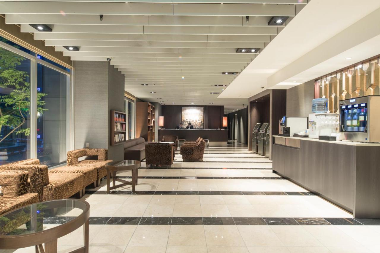 Hotel Forza Óita Kültér fotó